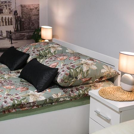 Old Town Wawel II Premium Apartments Krakow Ngoại thất bức ảnh